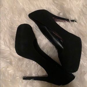 Steve Madden Black pumps